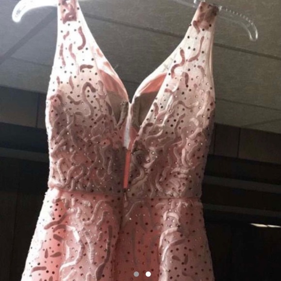 Dress - Picture 2 of 3